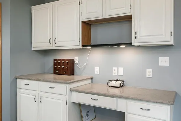 $549,900 | 12192 Carberry Lane, Roscoe, IL 61073