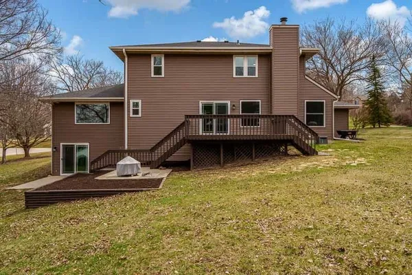 $549,900 | 12192 Carberry Lane, Roscoe, IL 61073