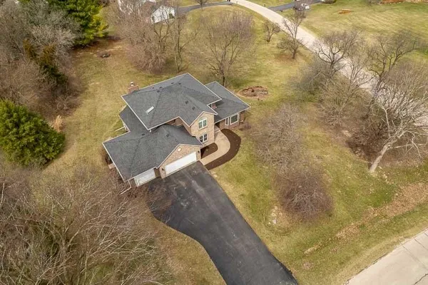 $549,900 | 12192 Carberry Lane, Roscoe, IL 61073