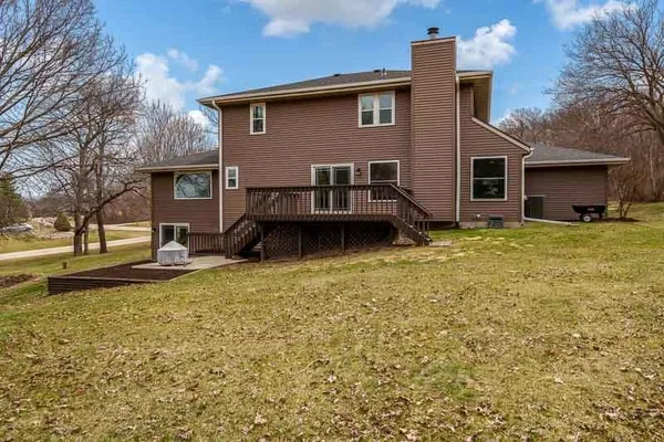 $549,900 | 12192 Carberry Lane, Roscoe, IL 61073