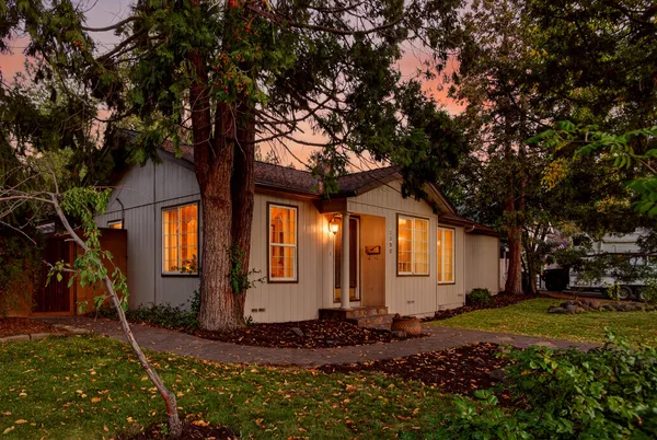 $699,000 | 1532 Northeast 9th Street, Bend, OR 97701