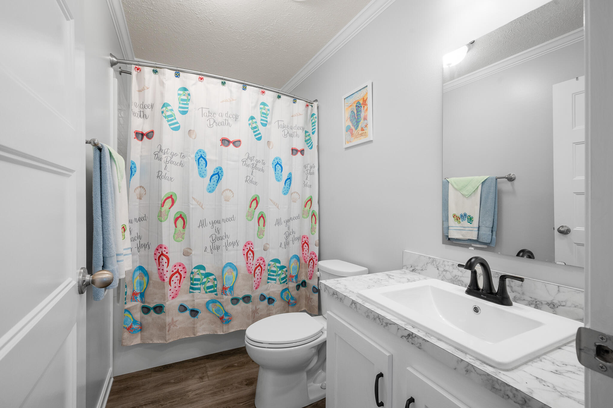 356 Westbury Road Bowman, SC 29018 - Photo 25 of 40 2nd Bathroom