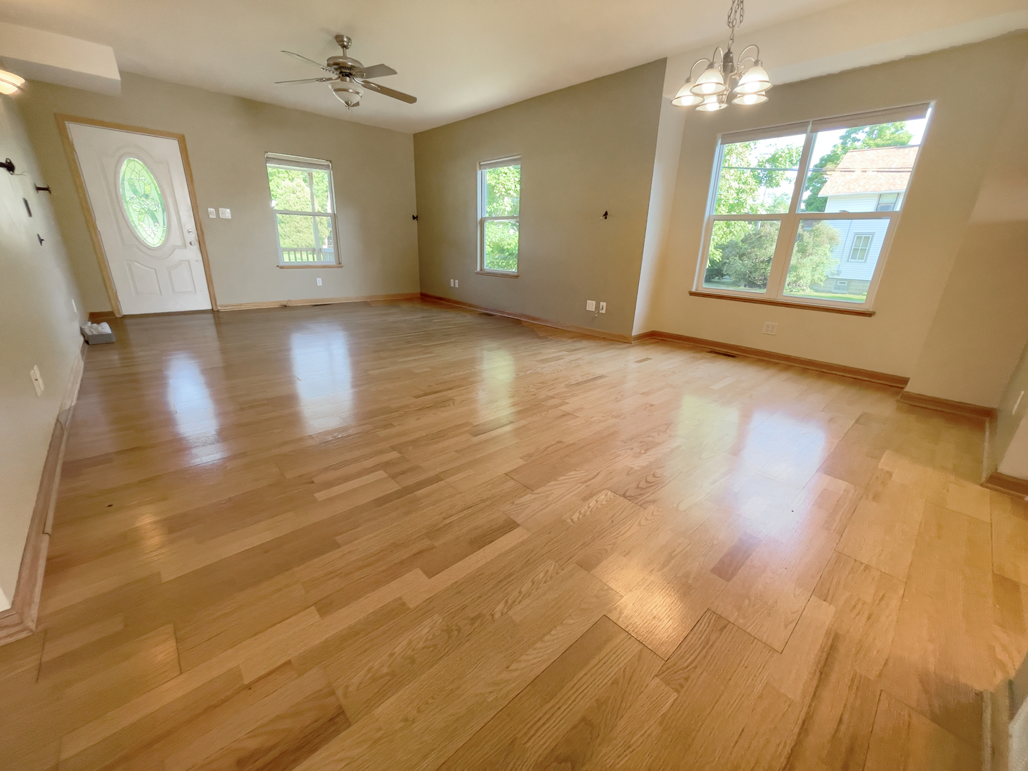 N510 Pleasant Hill Road Wheaton, IL 60187 - Photo 5 of 28