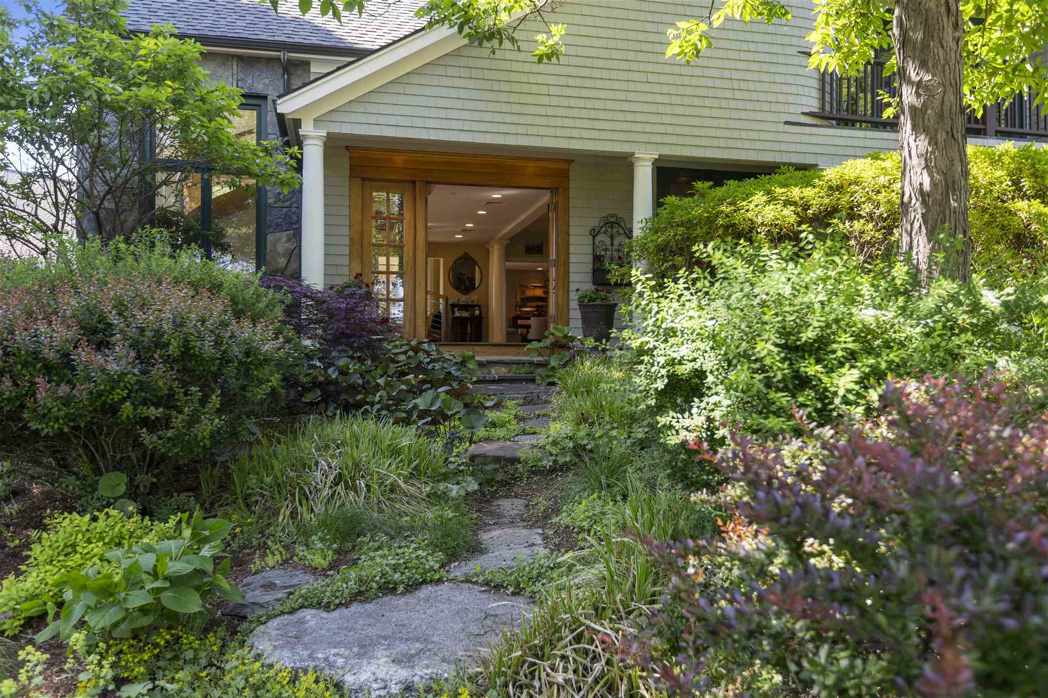 84 Canaan Back Road Barrington, NH 03825 - Photo 3 of 40