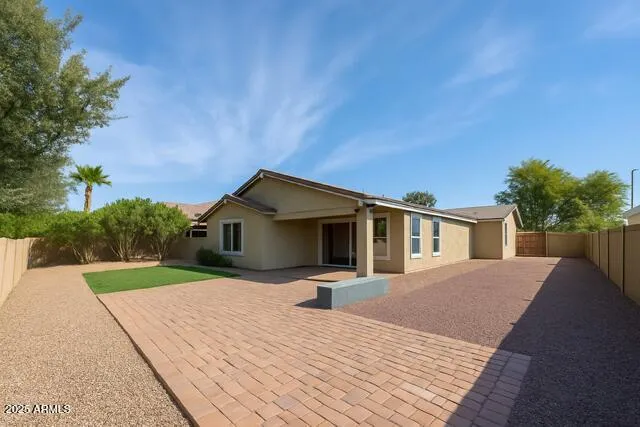 $1,975 | 910 South 199th Lane, Buckeye, AZ 85326