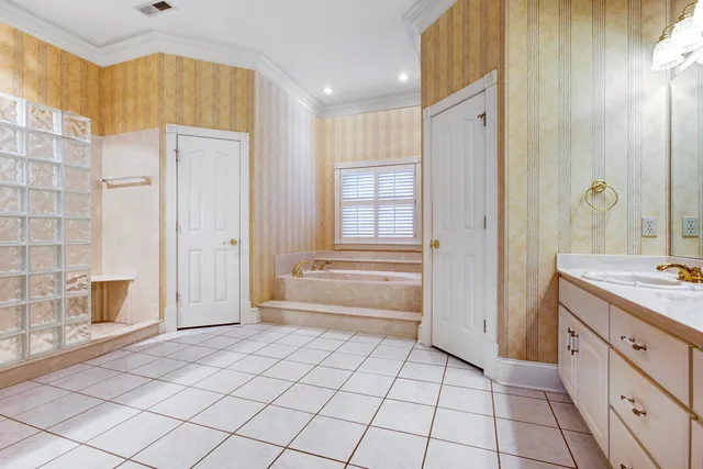 $550,000 | 310 Woods Cemetery Road, Hickory Valley, TN 38042