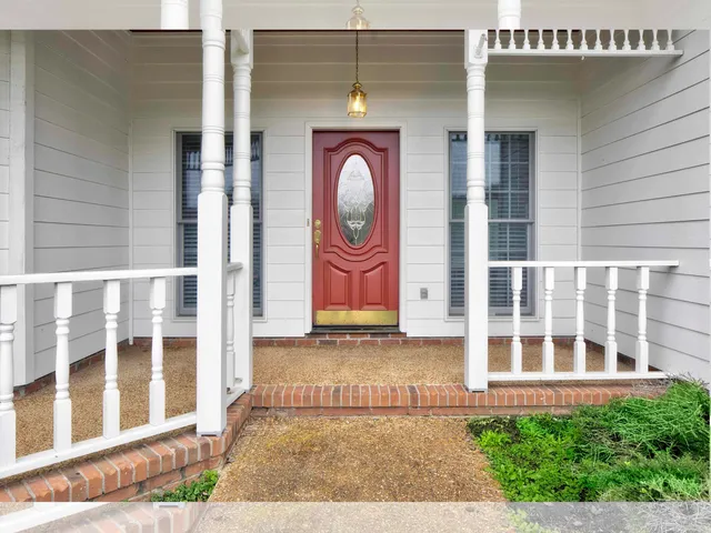 $550,000 | 310 Woods Cemetery Road, Hickory Valley, TN 38042