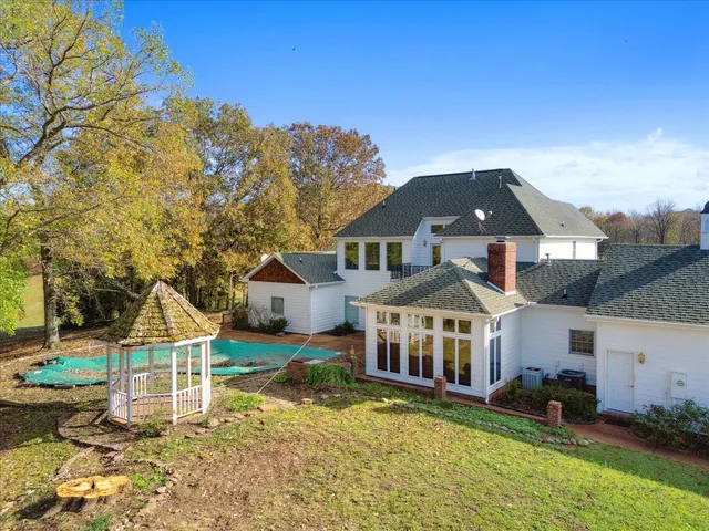 $550,000 | 310 Woods Cemetery Road, Hickory Valley, TN 38042