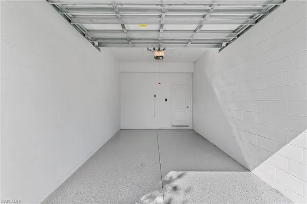 $2,500 | 2343 Sheen Lane, Unit 401, Naples, FL 34120