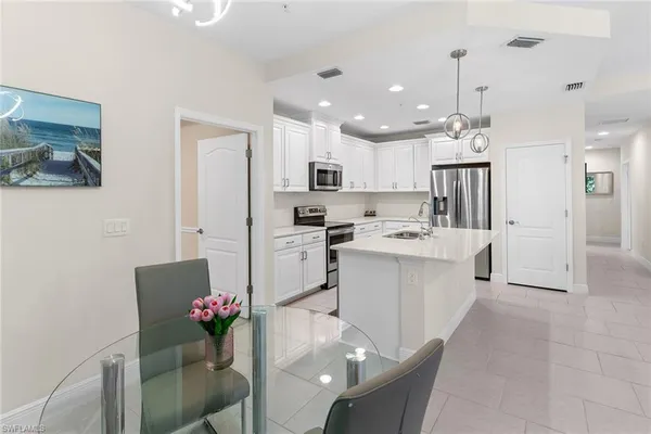 $2,500 | 2343 Sheen Lane, Unit 401, Naples, FL 34120