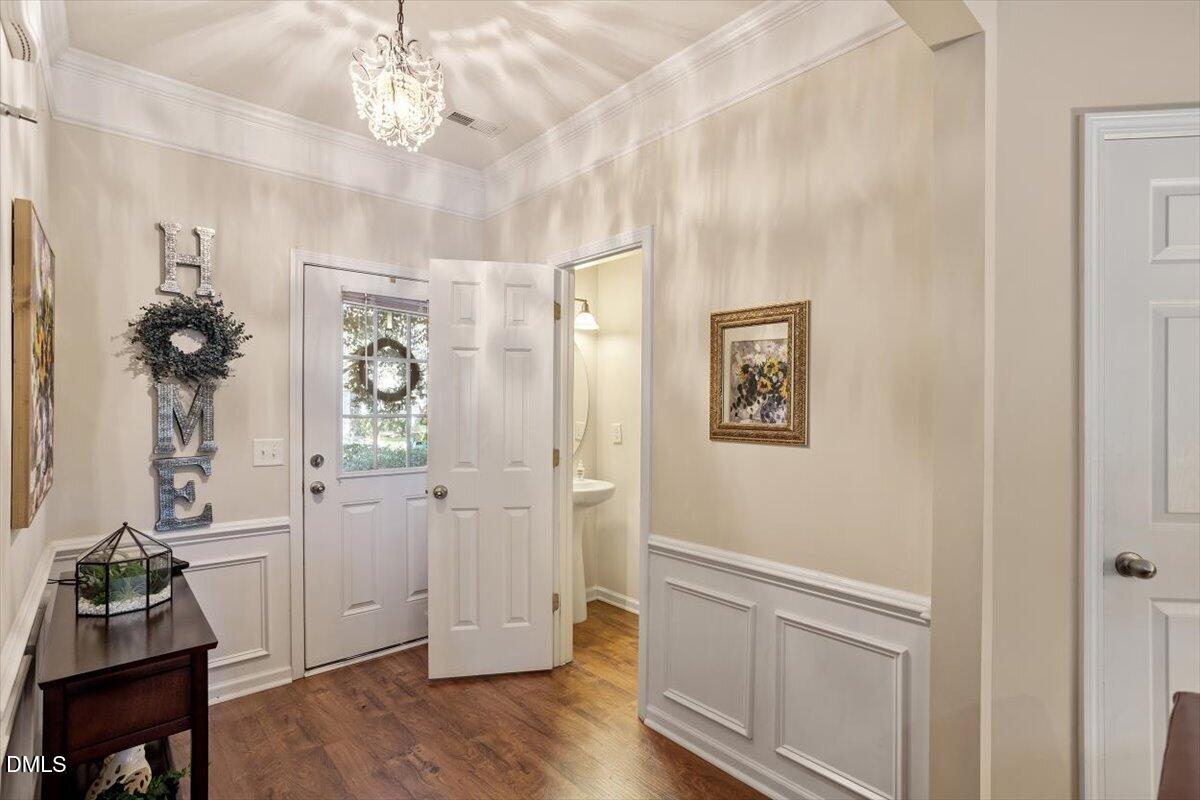 7242 Racine Way Raleigh, NC 27615 - Photo 5 of 30