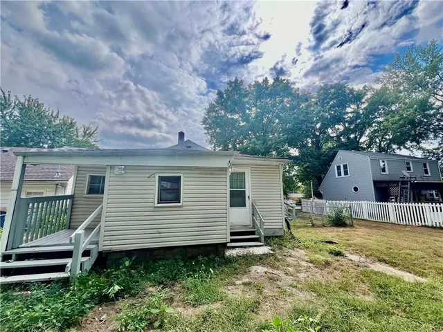 $112,000 | 10406 East Lexington Avenue, Independence, MO 64053