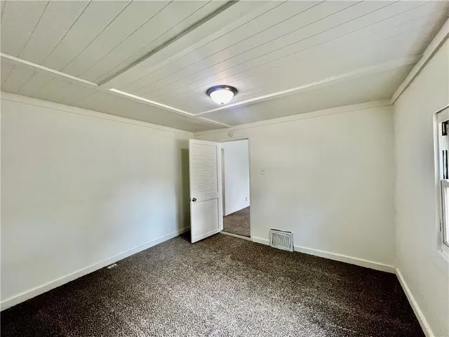 $112,000 | 10406 East Lexington Avenue, Independence, MO 64053