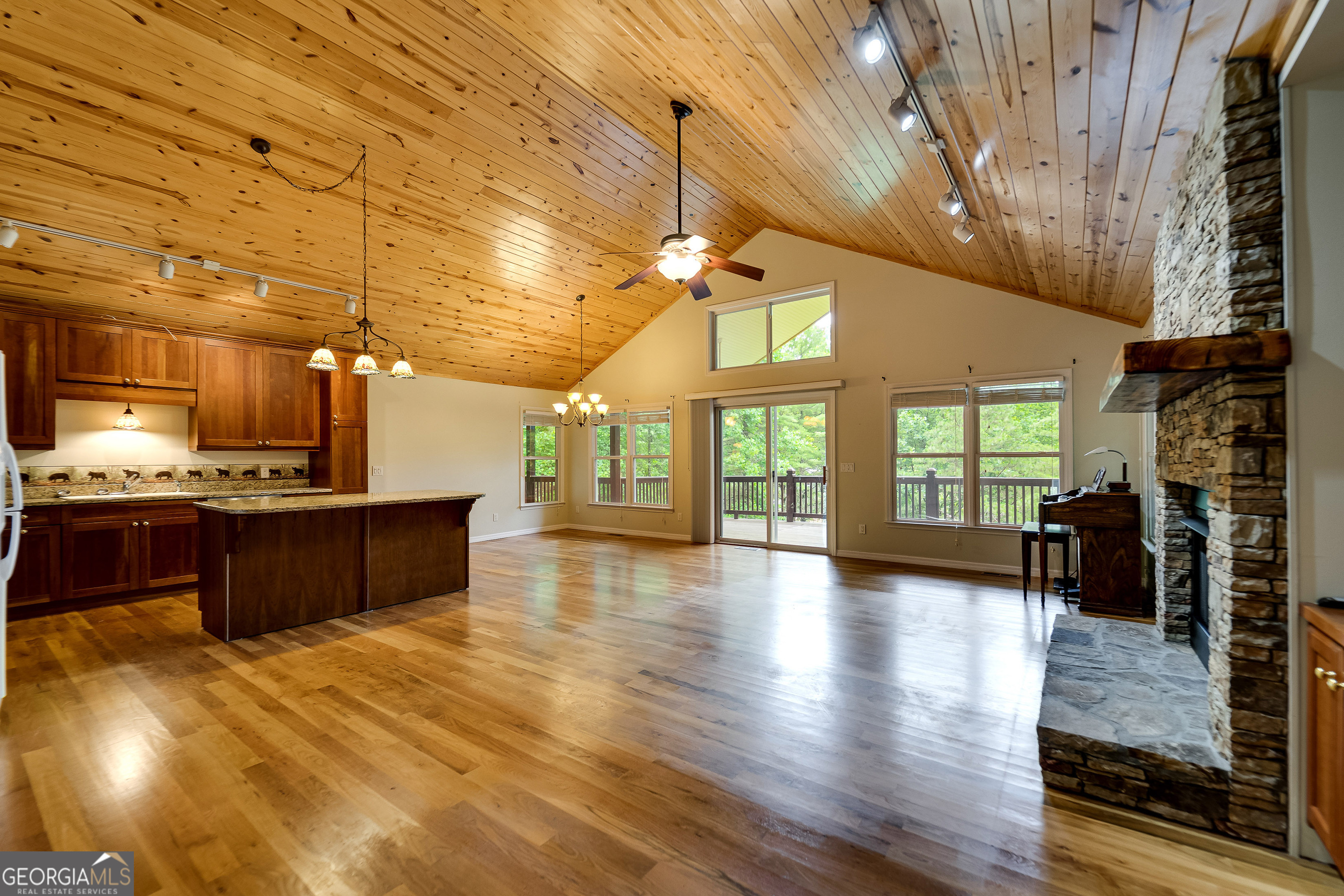 55 Cool Spring Lane Clayton, GA 30525 - Photo 11 of 44