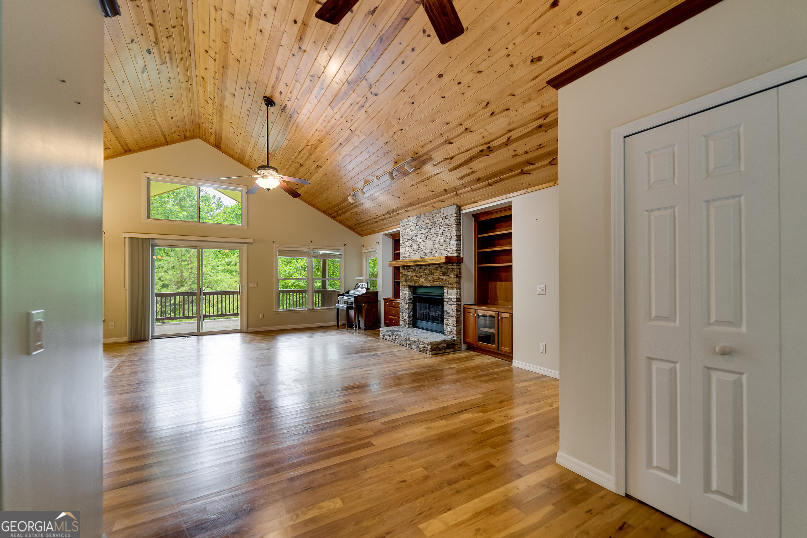 55 Cool Spring Lane Clayton, GA 30525 - Photo 8 of 44