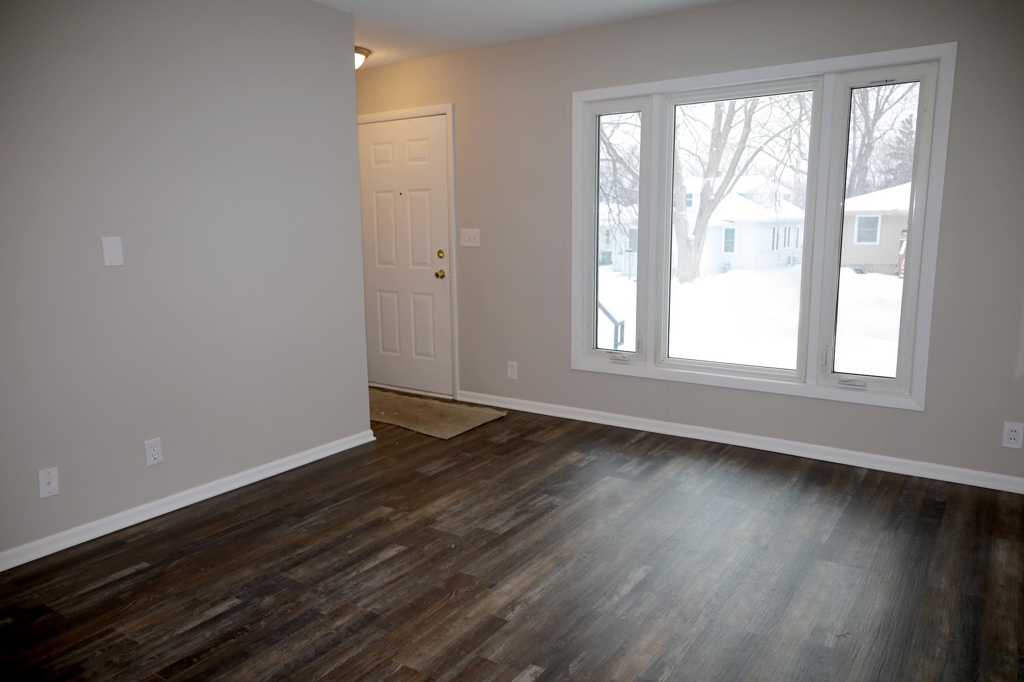 3549 Kyle Avenue North Crystal, MN 55422 - Photo 11 of 42