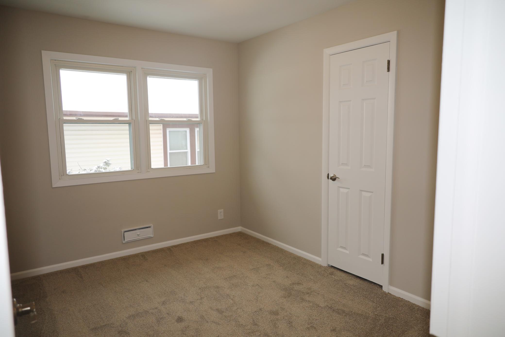 3549 Kyle Avenue North Crystal, MN 55422 - Photo 12 of 42