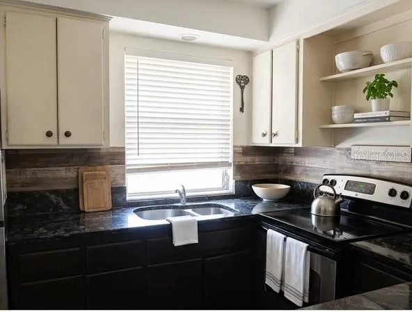 $94,900 | 200 North Betty Lane, Unit 5F, Clearwater, FL 33755