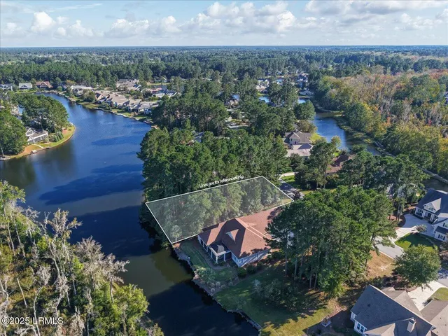 $425,000 | 44 Anchor Cove Court, Bluffton, SC 29910