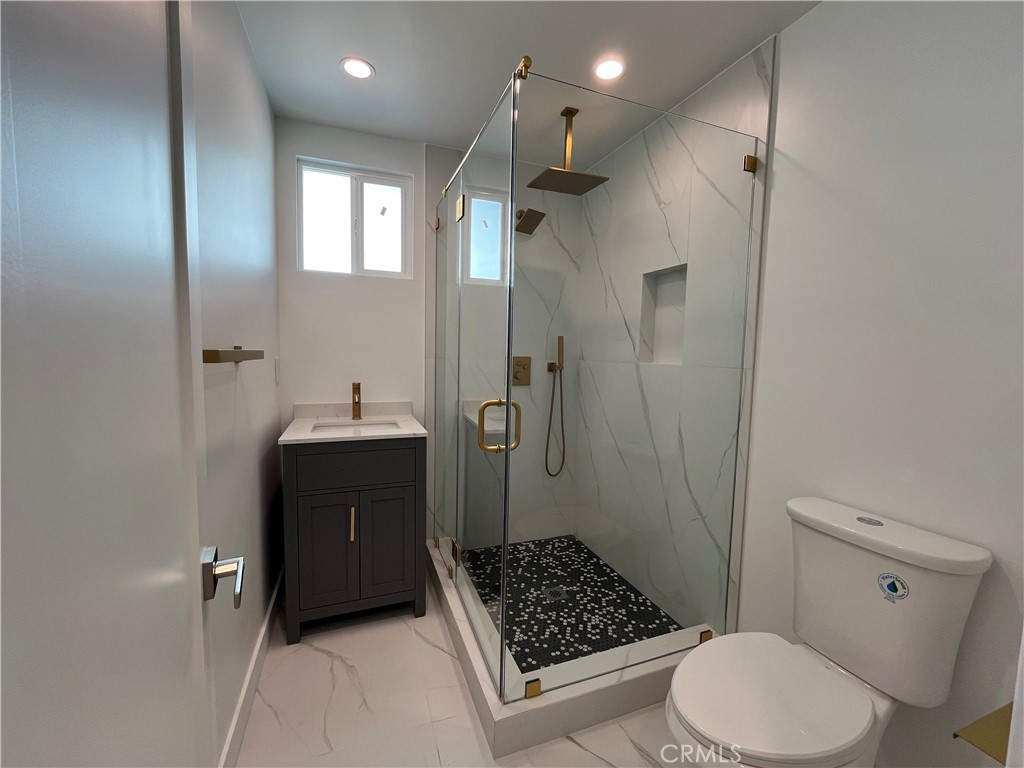 18371 Lahey Street Porter Ranch, CA 91326 - Photo 23 of 32 #2 Bathroom