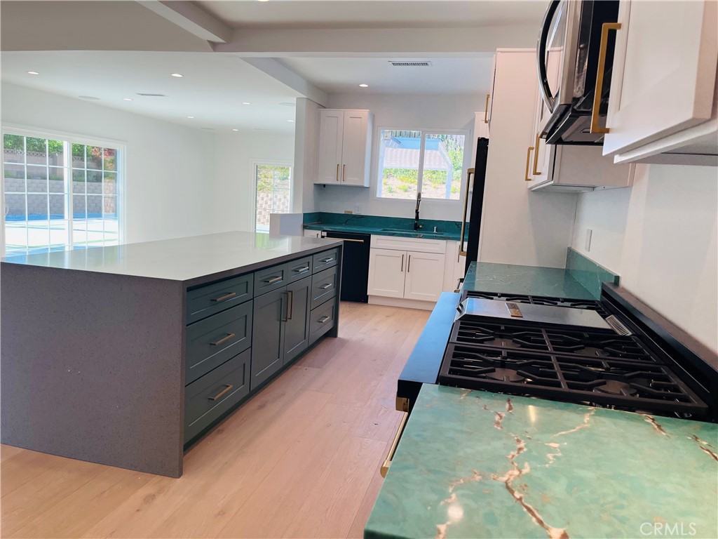 18371 Lahey Street Porter Ranch, CA 91326 - Photo 9 of 32