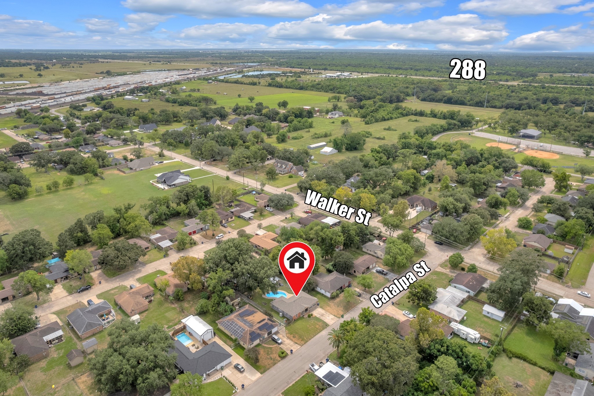617 Catalpa Street Angleton, TX 77515 - Photo 33 of 36 Gallery Image 33