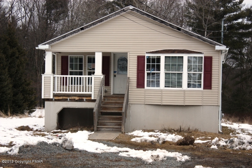 171 Blooming Grove Road Hawley, PA 18428 - Photo 1 of 17 Main View