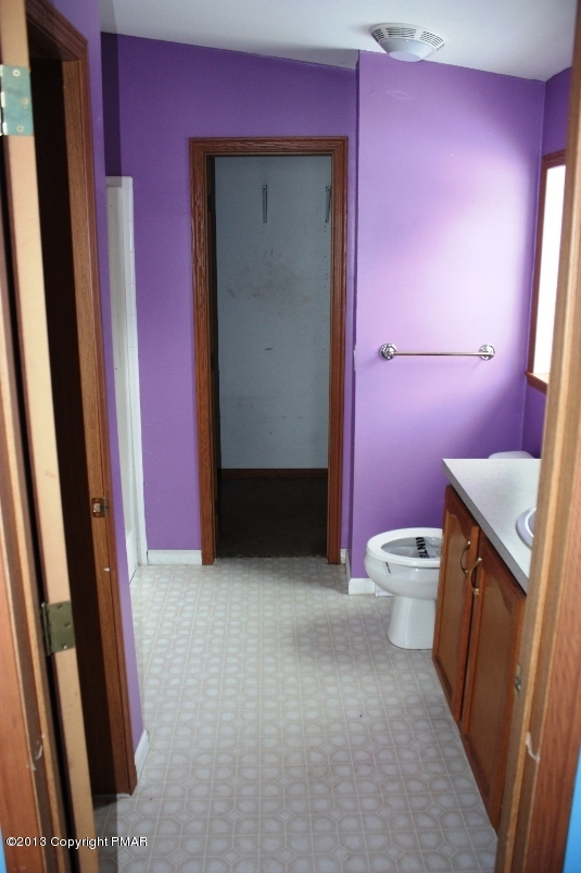 171 Blooming Grove Road Hawley, PA 18428 - Photo 8 of 17 Master Bath