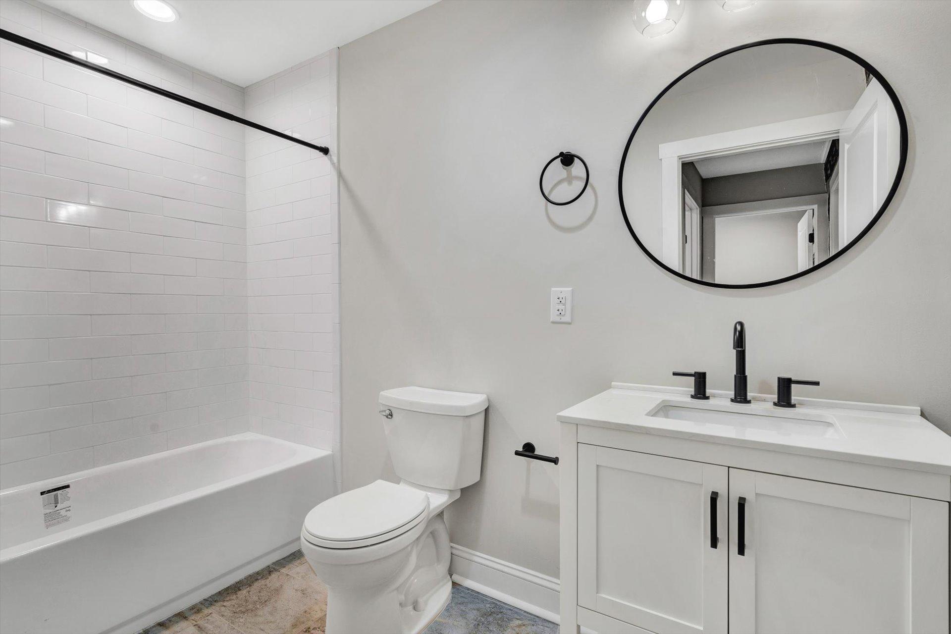 156 Ridgeview Circle Roanoke, VA 24019 - Photo 12 of 36 12-SHOWS GREAT-142-Henry