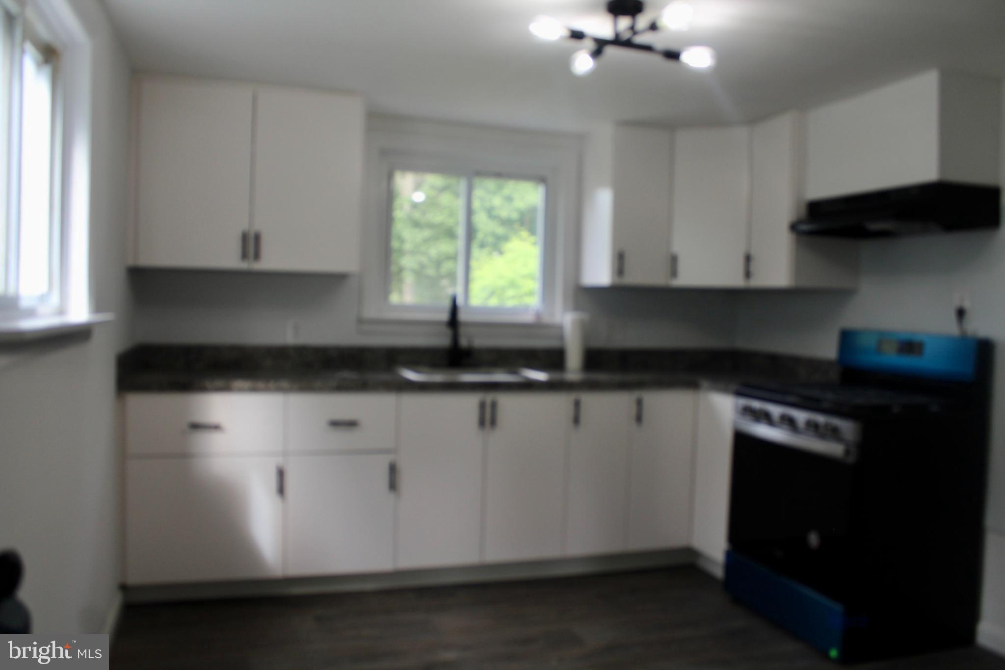 143 Risdon Street Mount Holly, NJ 08060 - Photo 6 of 12