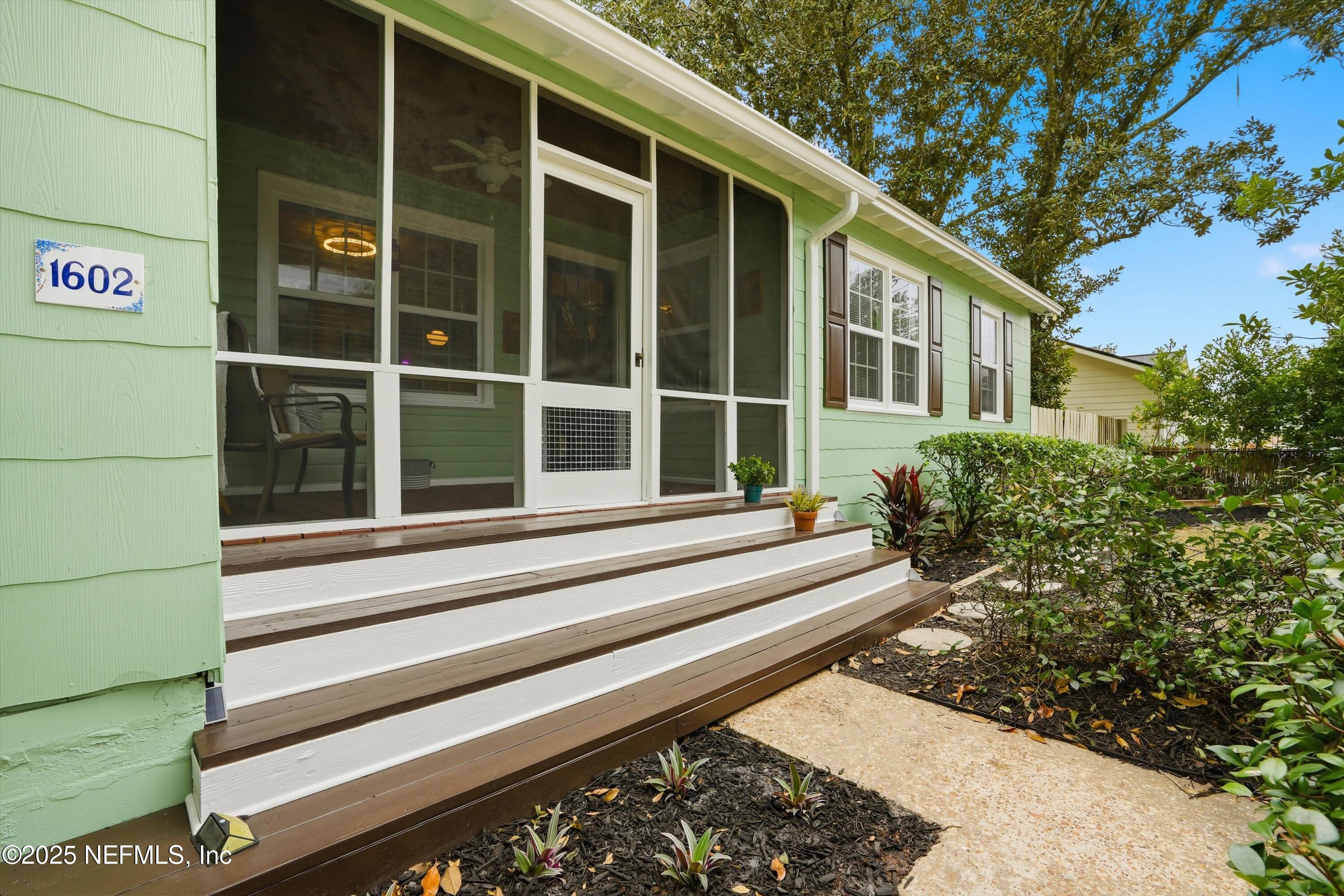 1602 Felch Avenue Jacksonville, FL 32207 - Photo 2 of 26 03-Front