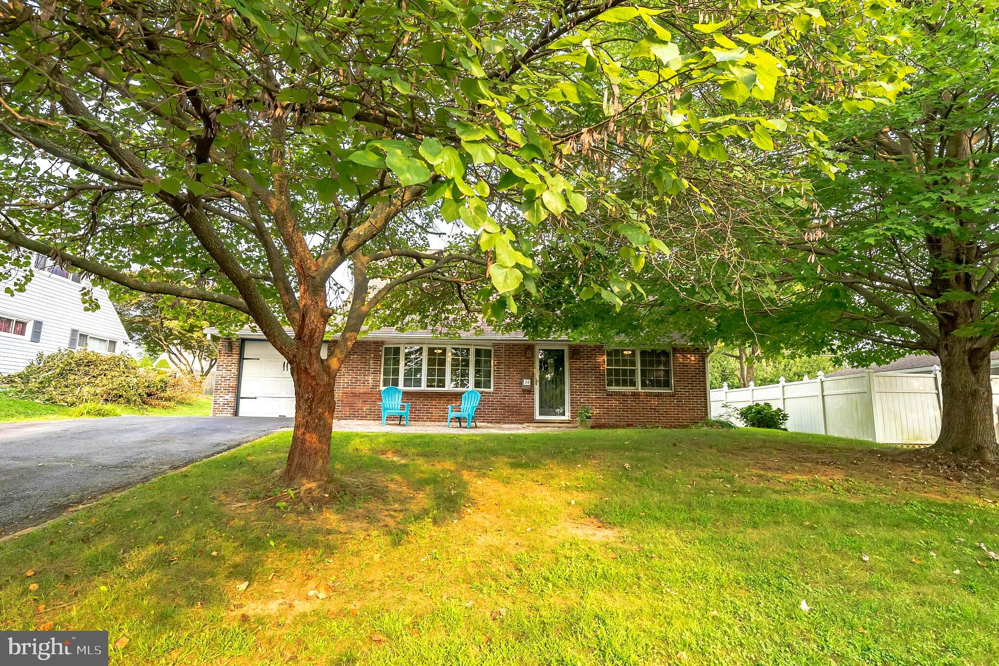 28 Cinnamon Road Levittown, PA 19057 - Photo 2 of 30 28 Cinnamon Road