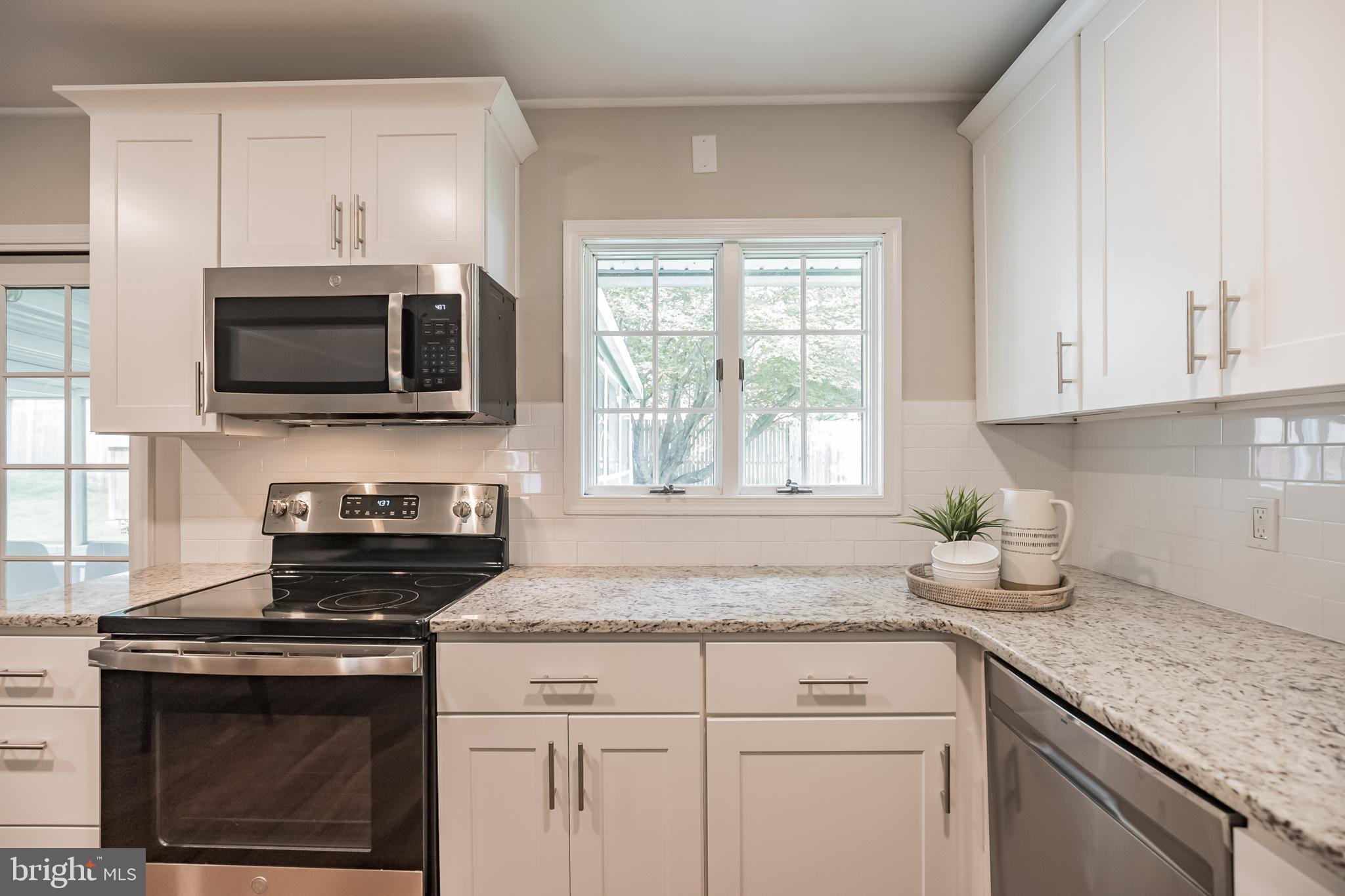 28 Cinnamon Road Levittown, PA 19057 - Photo 15 of 30 Kitchen