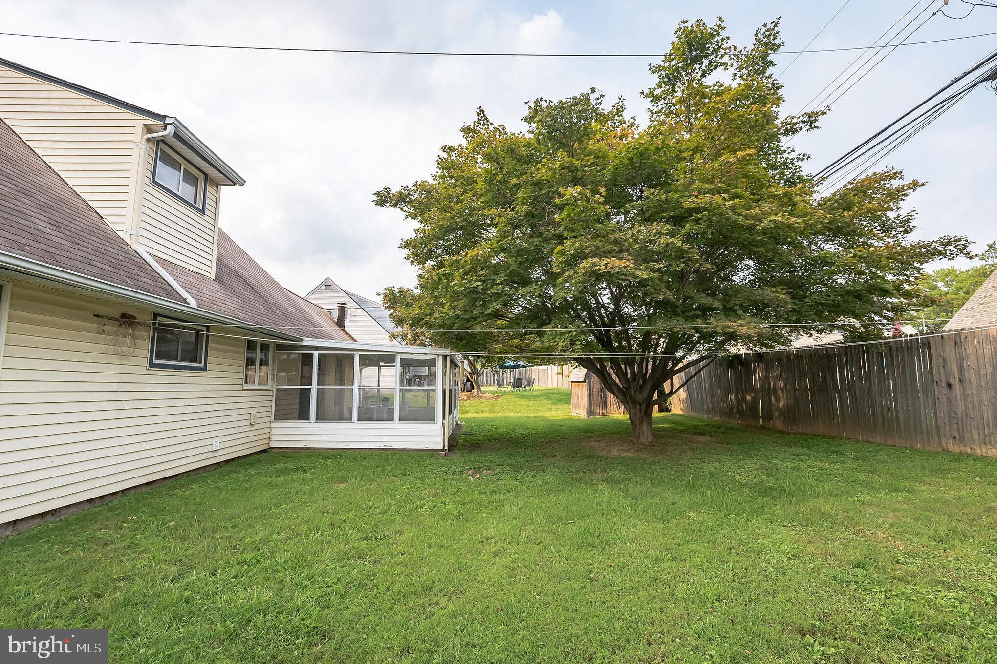 28 Cinnamon Road Levittown, PA 19057 - Photo 29 of 30 Back yard