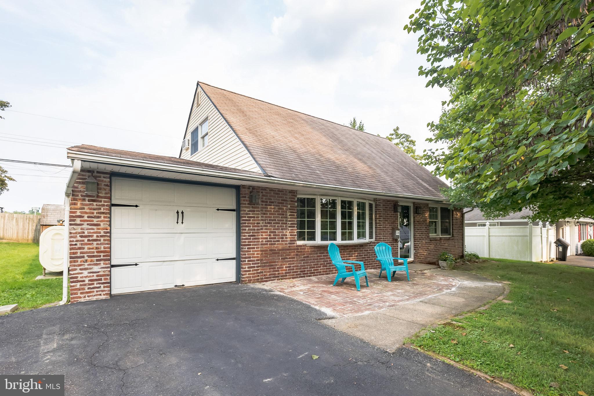 28 Cinnamon Road Levittown, PA 19057 - Photo 30 of 30 1 car garage