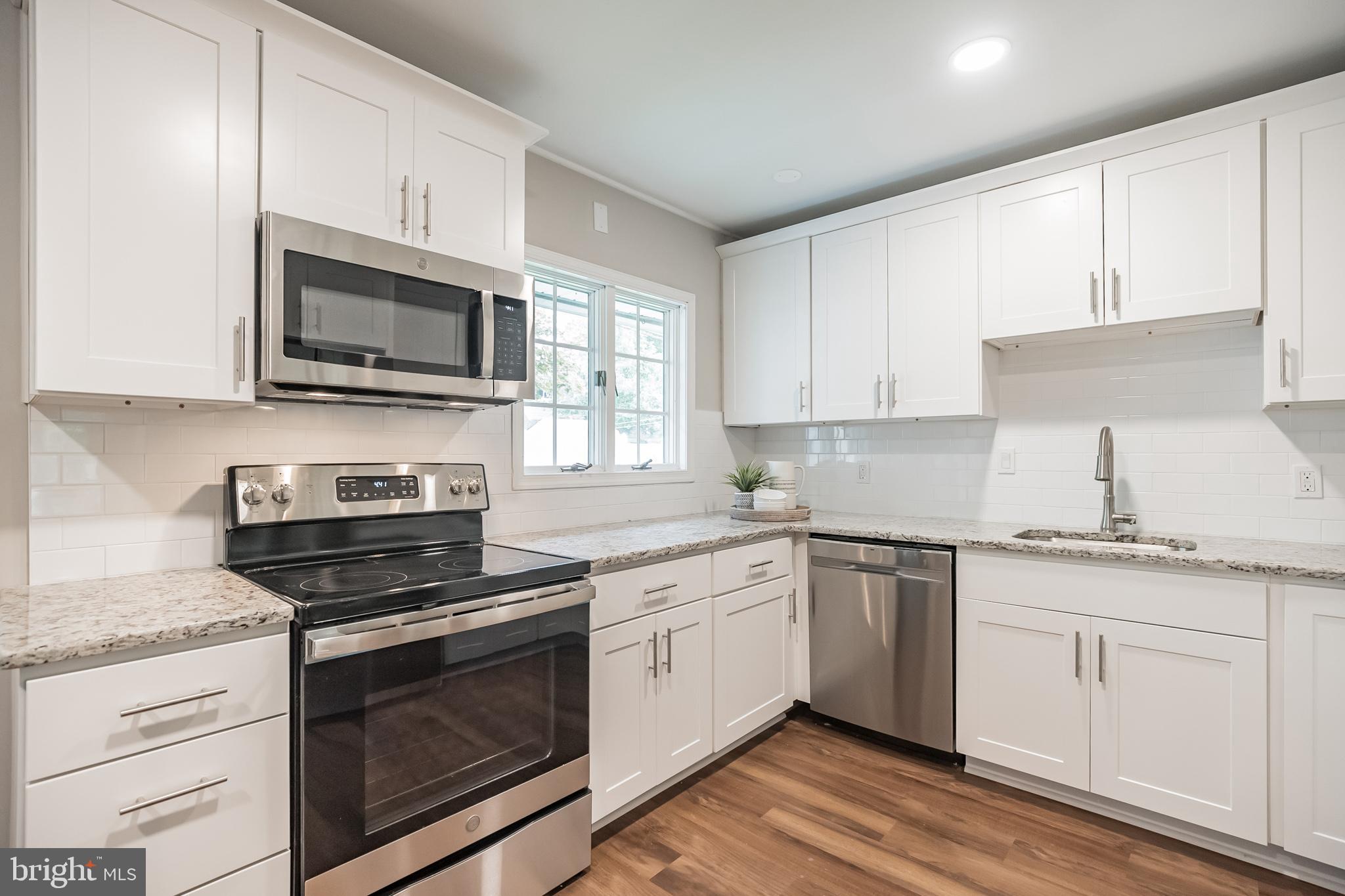 28 Cinnamon Road Levittown, PA 19057 - Photo 9 of 30 Kitchen