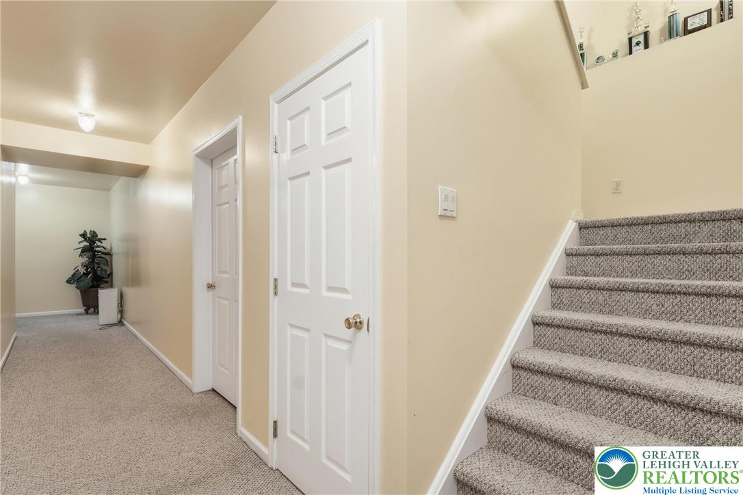 5217 Cider Press Road Schnecksville, PA 18078 - Photo 37 of 54