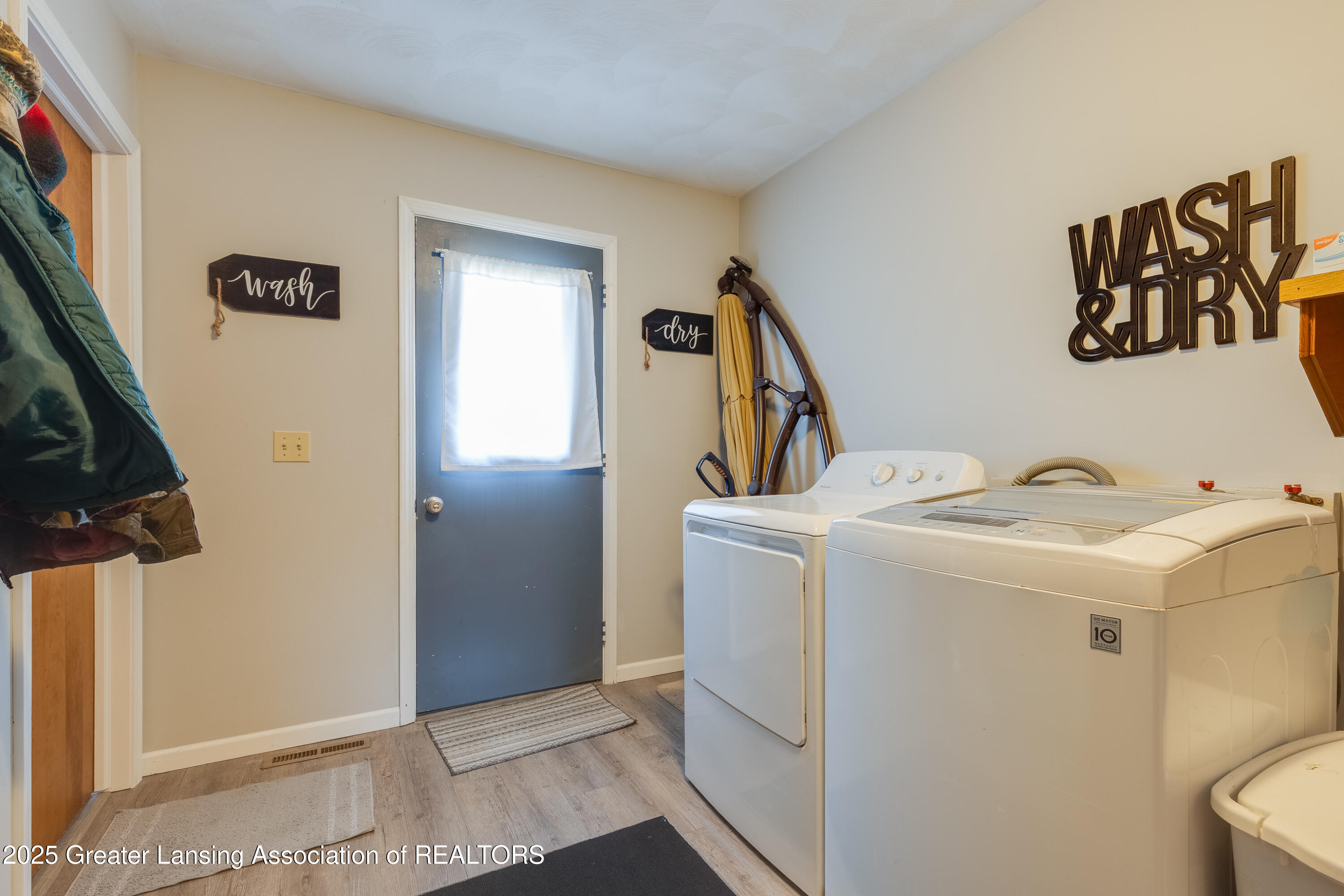 3168 Kemler Road Eaton Rapids, MI 48827 - Photo 40 of 80 Laundry Room