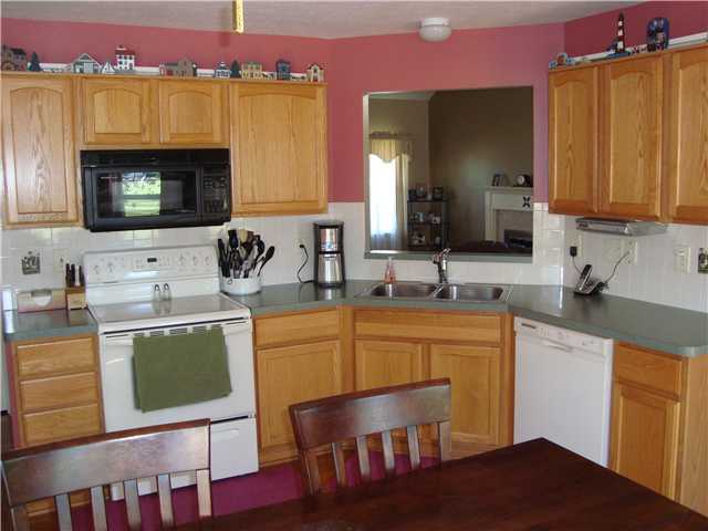 171 Rivers Edge Way Columbus, OH 43230 - Photo 7 of 18