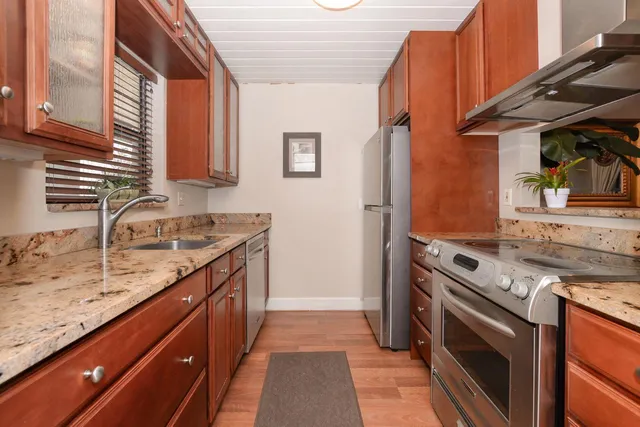 $1,700 | 2050 Oleander Boulevard, Unit 2202, Fort Pierce, FL 34950