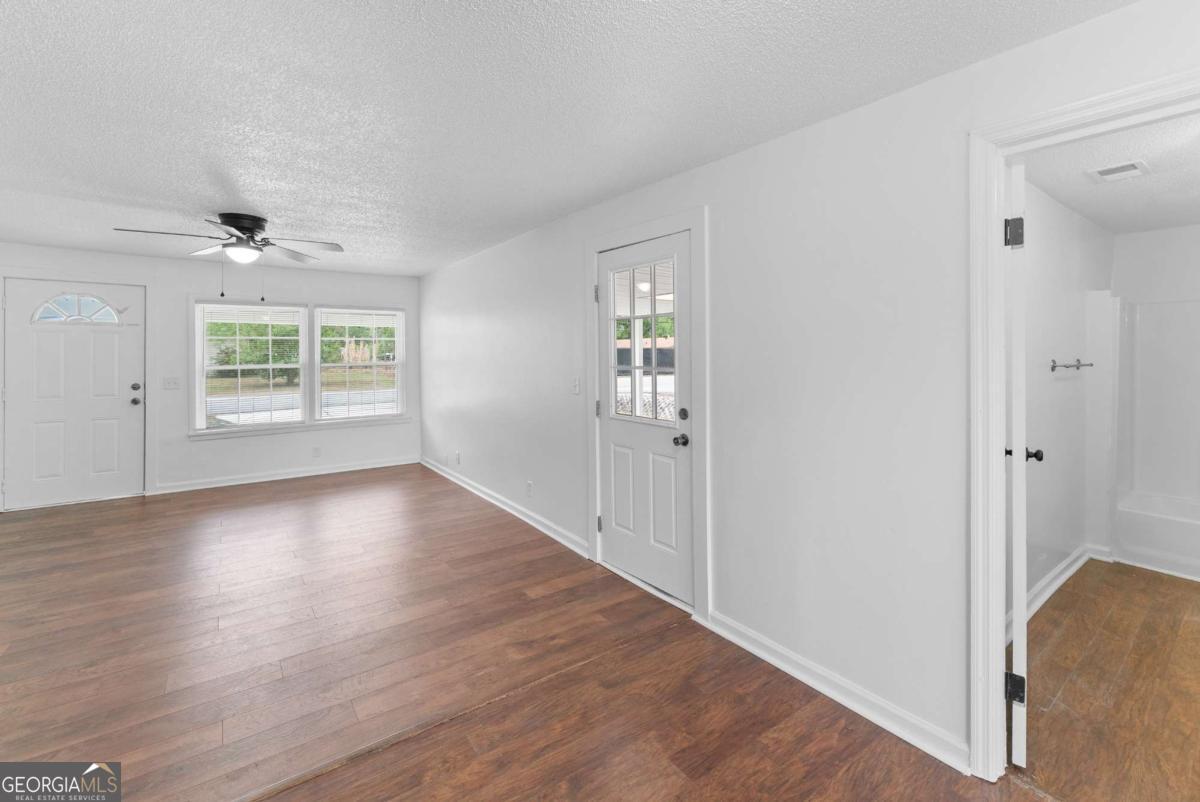 322 West Whatley Street Pooler, GA 31322 - Photo 6 of 34