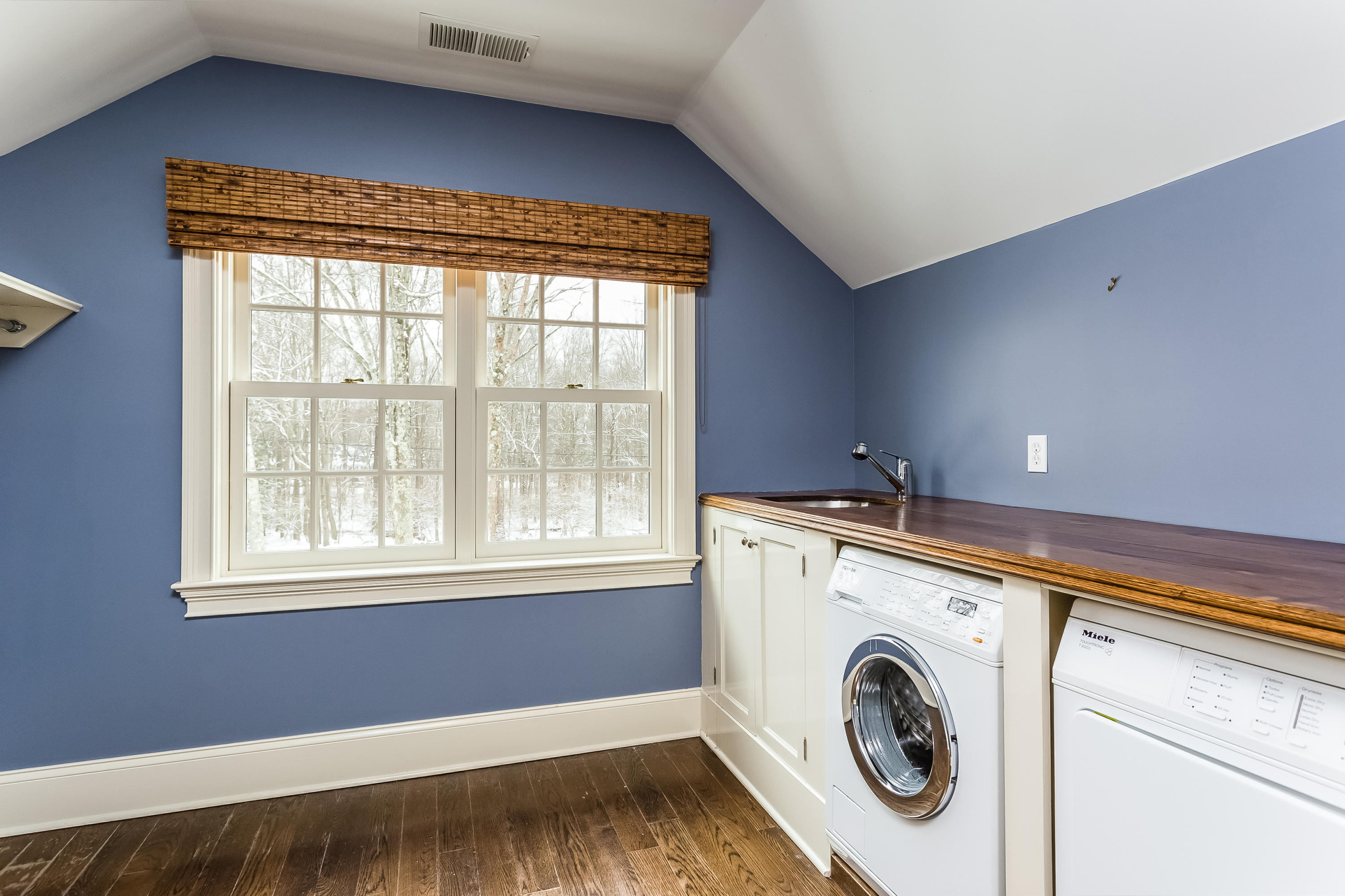 183 Turtle Back Road New Canaan, CT 06840 - Photo 44 of 53 a utility room with dryer and washer