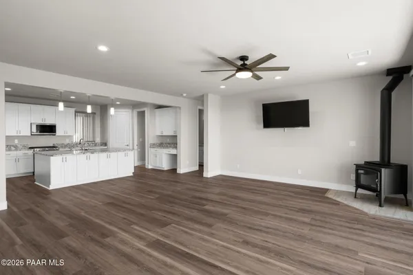 $3,700 | 15689 East Orch Vw Road, Dewey, AZ 86327