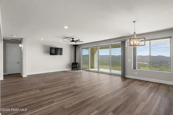 $3,300 | 15689 East Orch Vw Road, Dewey, AZ 86327