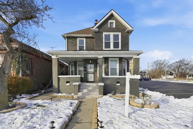 $1,495 | 1504 Hanover Street, Unit 2, Chicago Heights, IL 60411