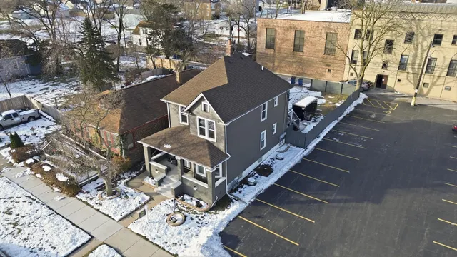 $1,495 | 1504 Hanover Street, Unit 2, Chicago Heights, IL 60411