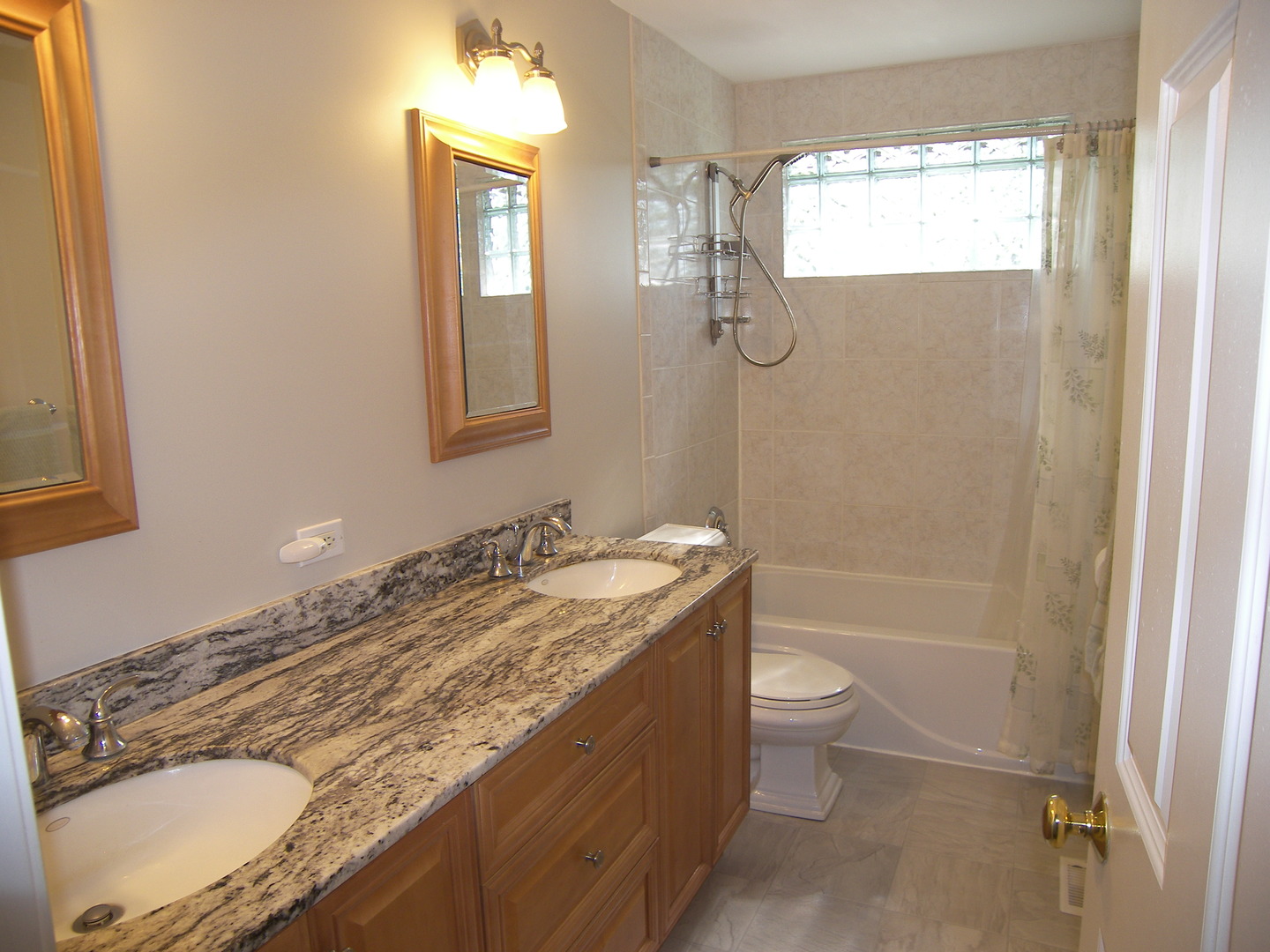 651 Surryse Road Lake Zurich, IL 60047 - Photo 14 of 33