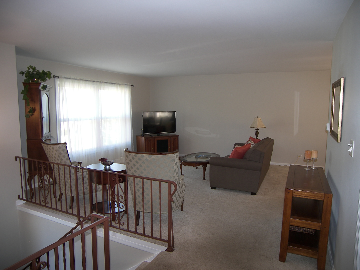 651 Surryse Road Lake Zurich, IL 60047 - Photo 4 of 33