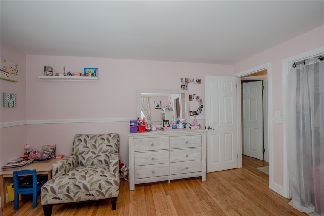 19 Harvey Road Middletown, RI 02842 - Photo 18 of 43