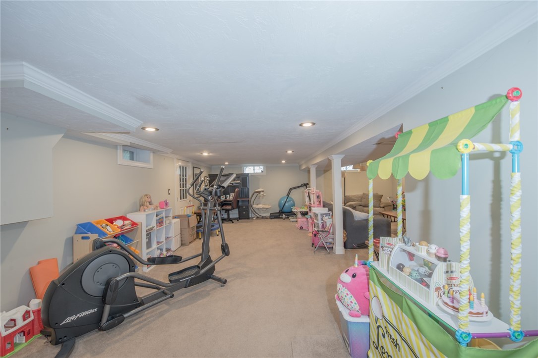 19 Harvey Road Middletown, RI 02842 - Photo 24 of 43